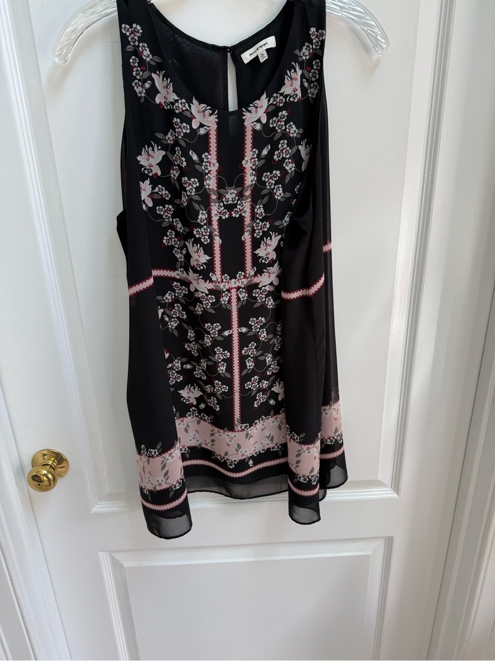 Max Studio XL Sleeveless Top Black Pink